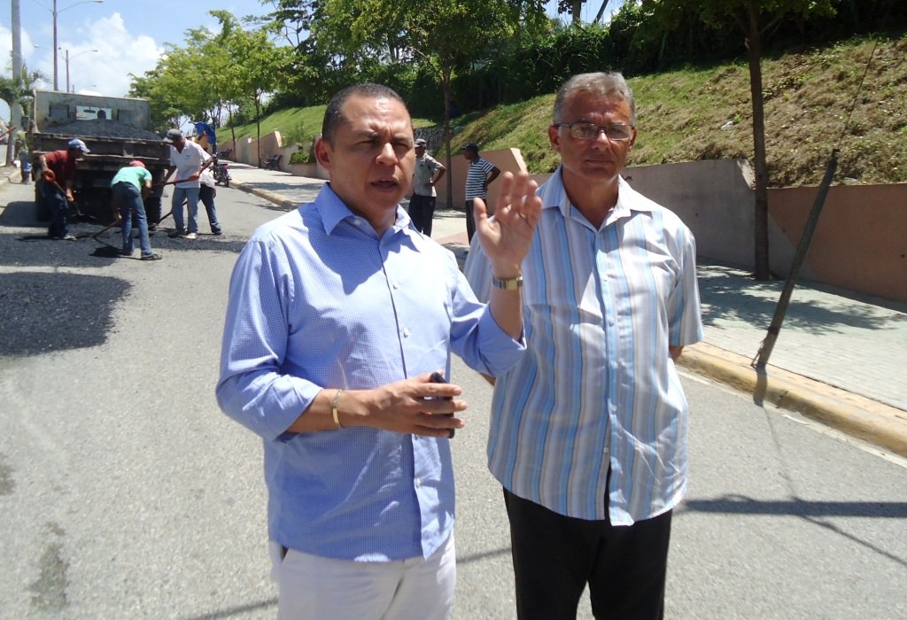 Alcalde Municipal habla sobre el programa de bacheo en toda la ciudad de Moca